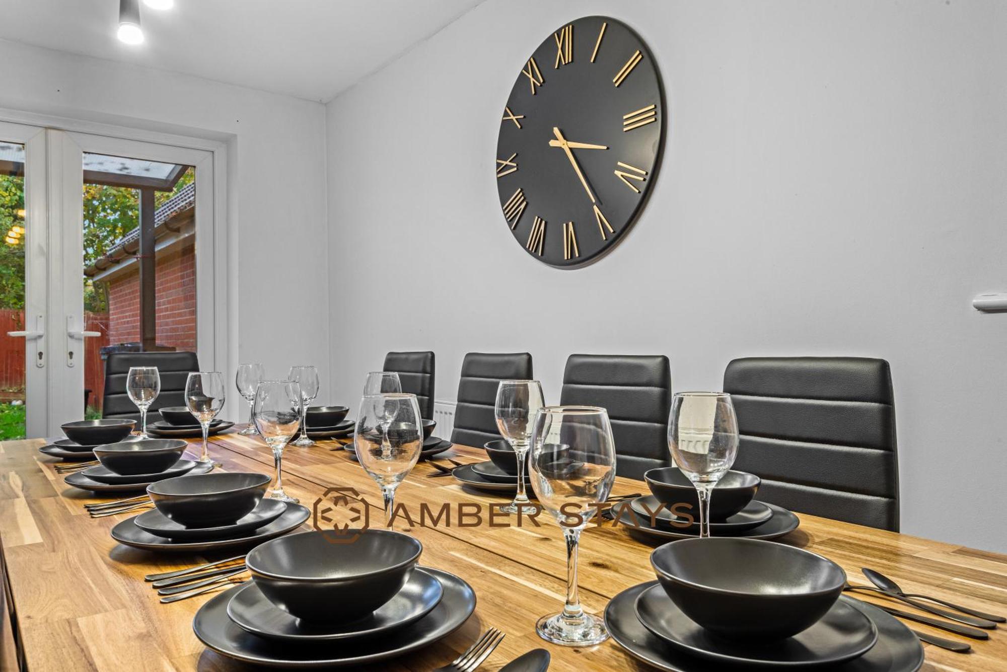 Spacious 5 Bed House In Reading By Amber Stays, Perfect For Business & Contractors, Sleeps 12! Dış mekan fotoğraf