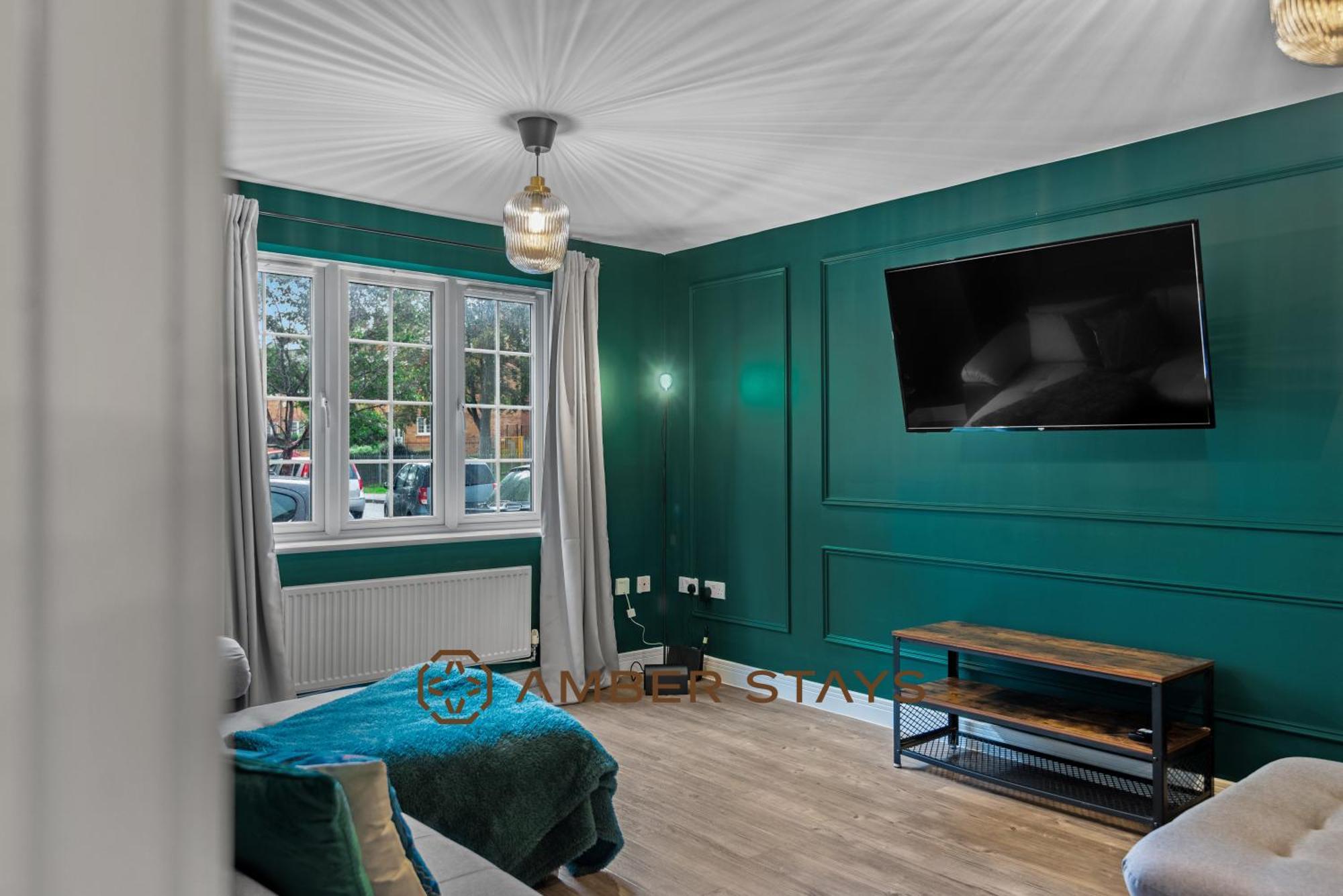 Spacious 5 Bed House In Reading By Amber Stays, Perfect For Business & Contractors, Sleeps 12! Dış mekan fotoğraf